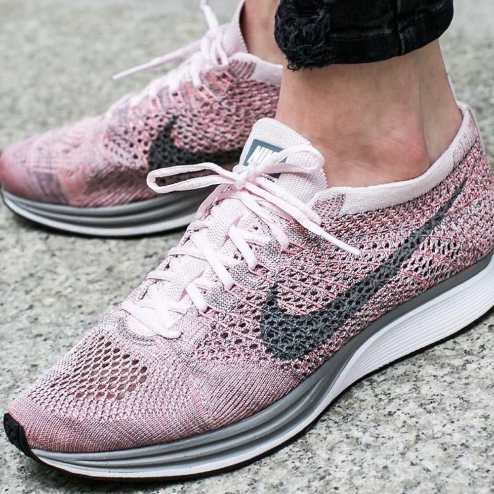 Nike Flyknit Racer